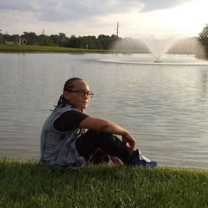 Meet your Posher, Tia